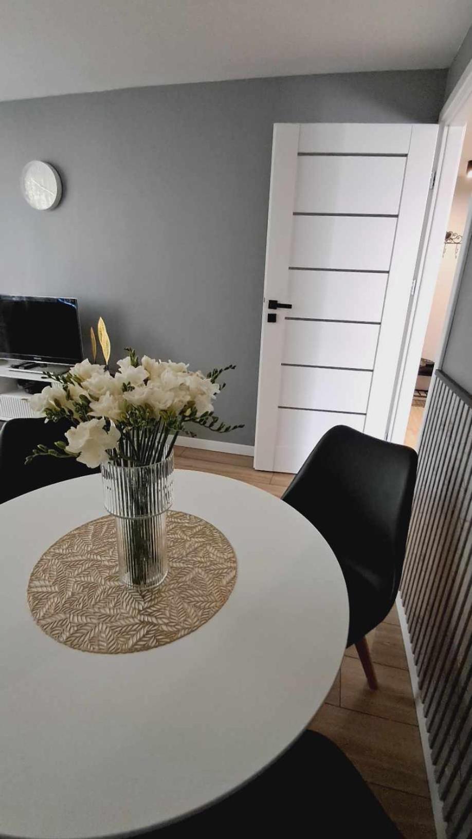Apartment Flowers -